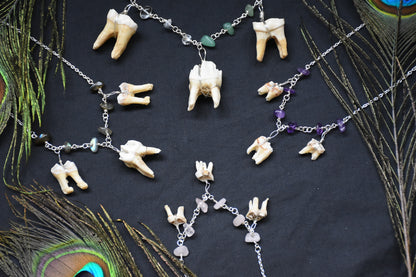 Crystal necklace 3 teeth