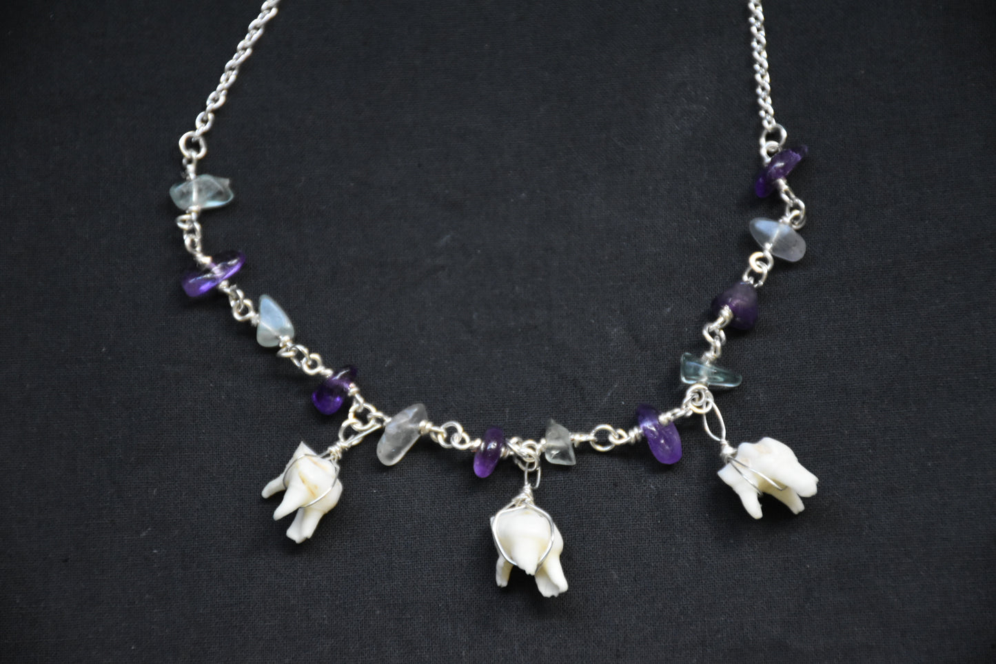 Teeth necklaces