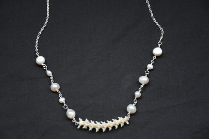Snake pearl necklaces