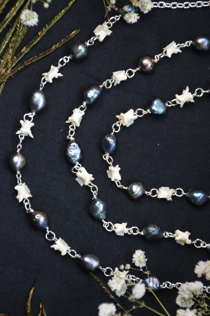 Pearly gates snake necklace (blue)