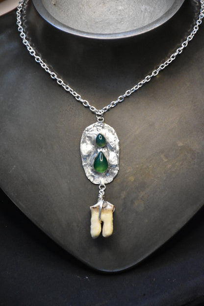 Crystal tooth necklaces