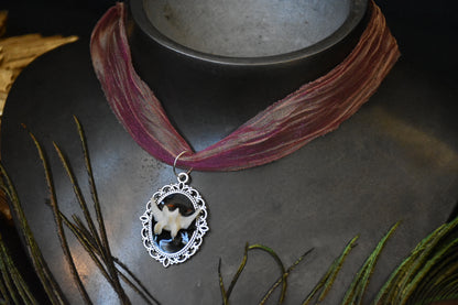 Shiny frame chokers