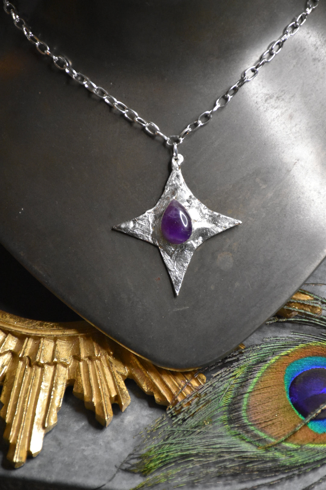 Lantern star necklace