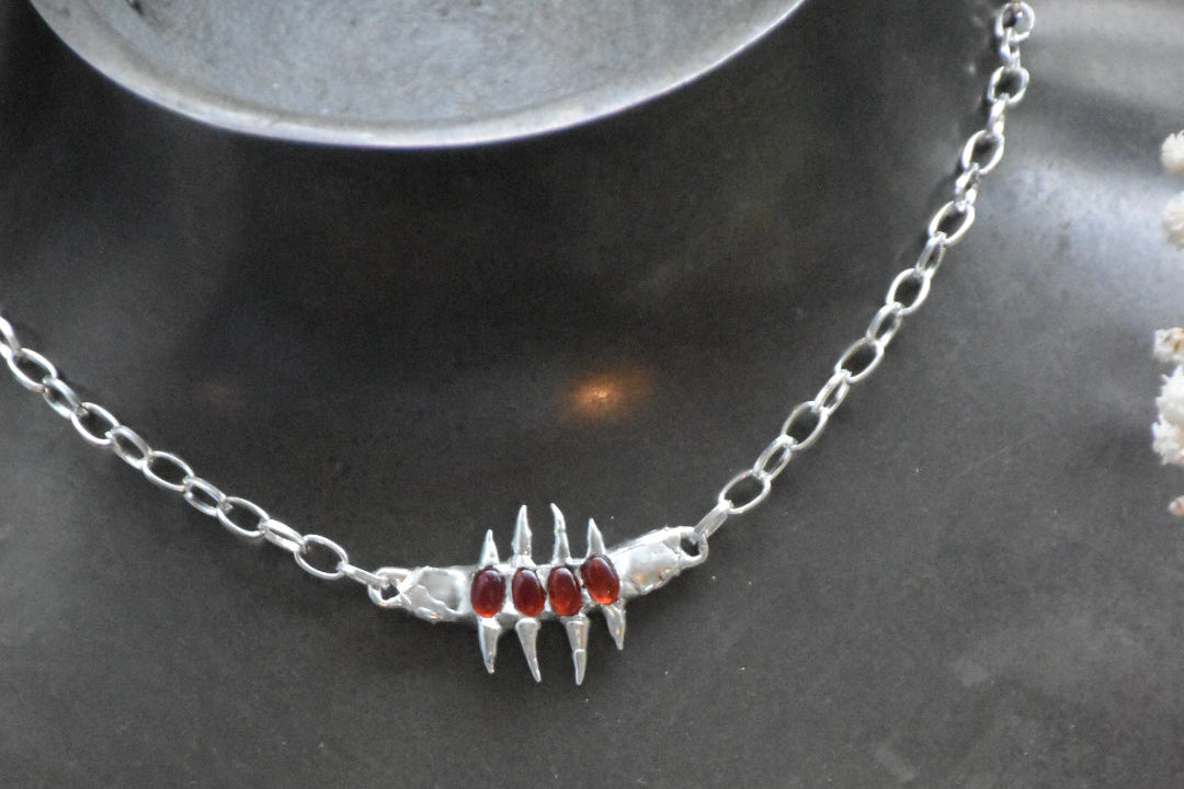 The burning necklace