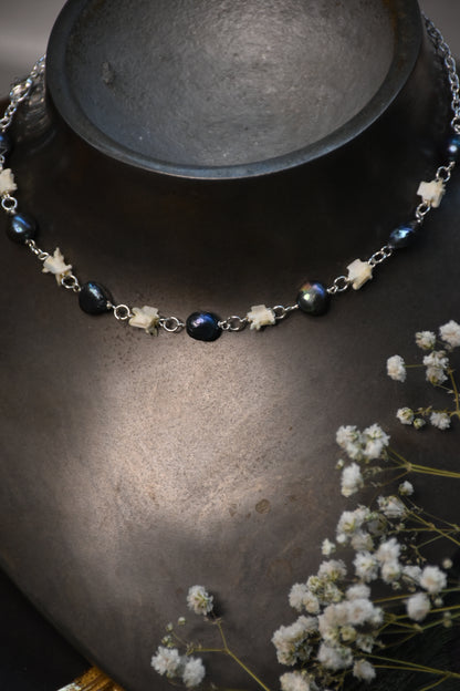 Pearly gates snake necklace (blue)