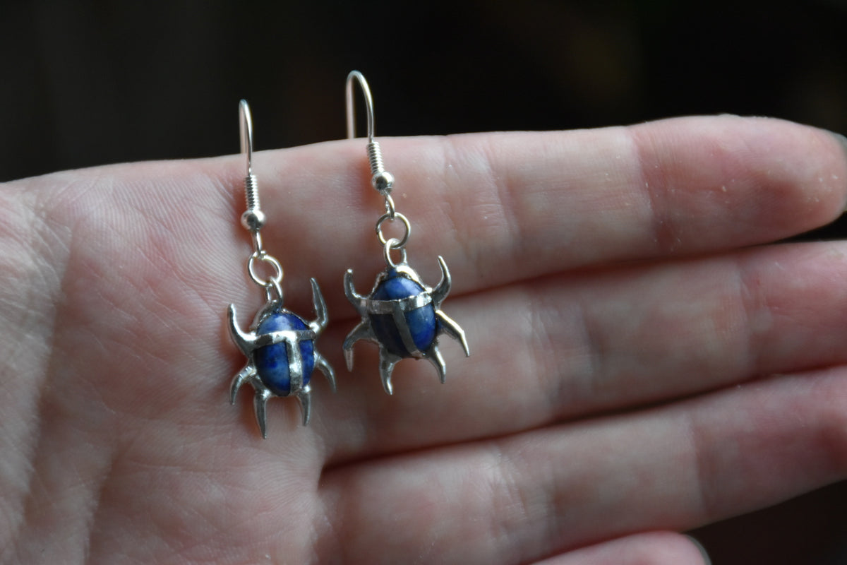 Mini beetle earrings