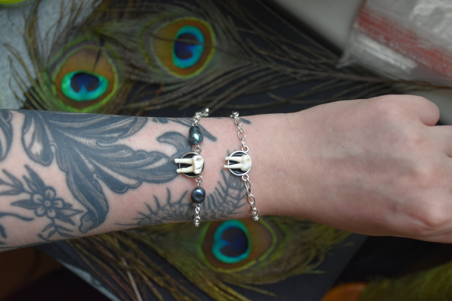 Little tooth bracelet