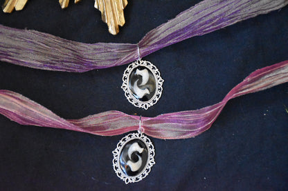 Shiny frame chokers